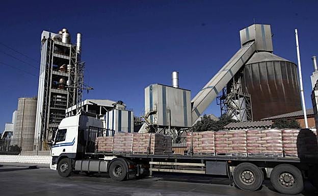 Extremadura emitió 650.000 toneladas de CO2 en 2016, el 0,53% del país