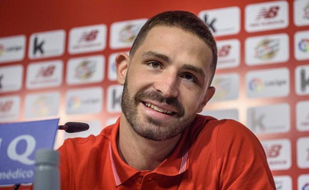 Yeray Álvarez, en rueda de prensa. 