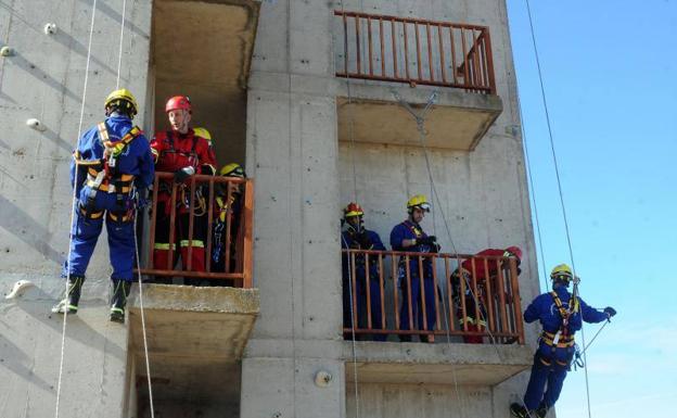 Mérida acoge una nueva edición del curso sobre cualificación del bombero de nuevo ingreso