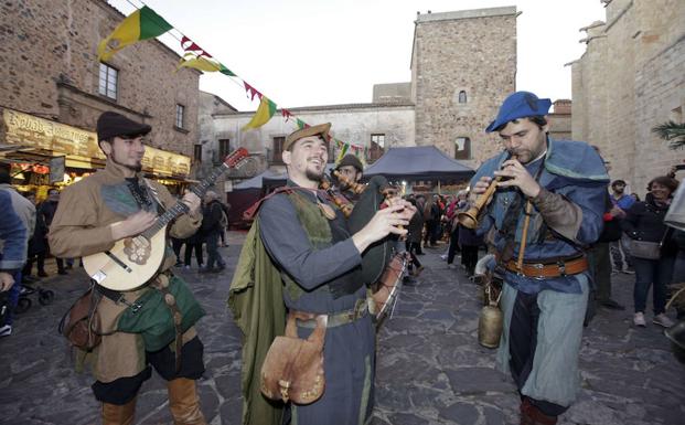 El Mercado Medieval de las Tres Culturas es una de las citas favoritas de los cacereños. 