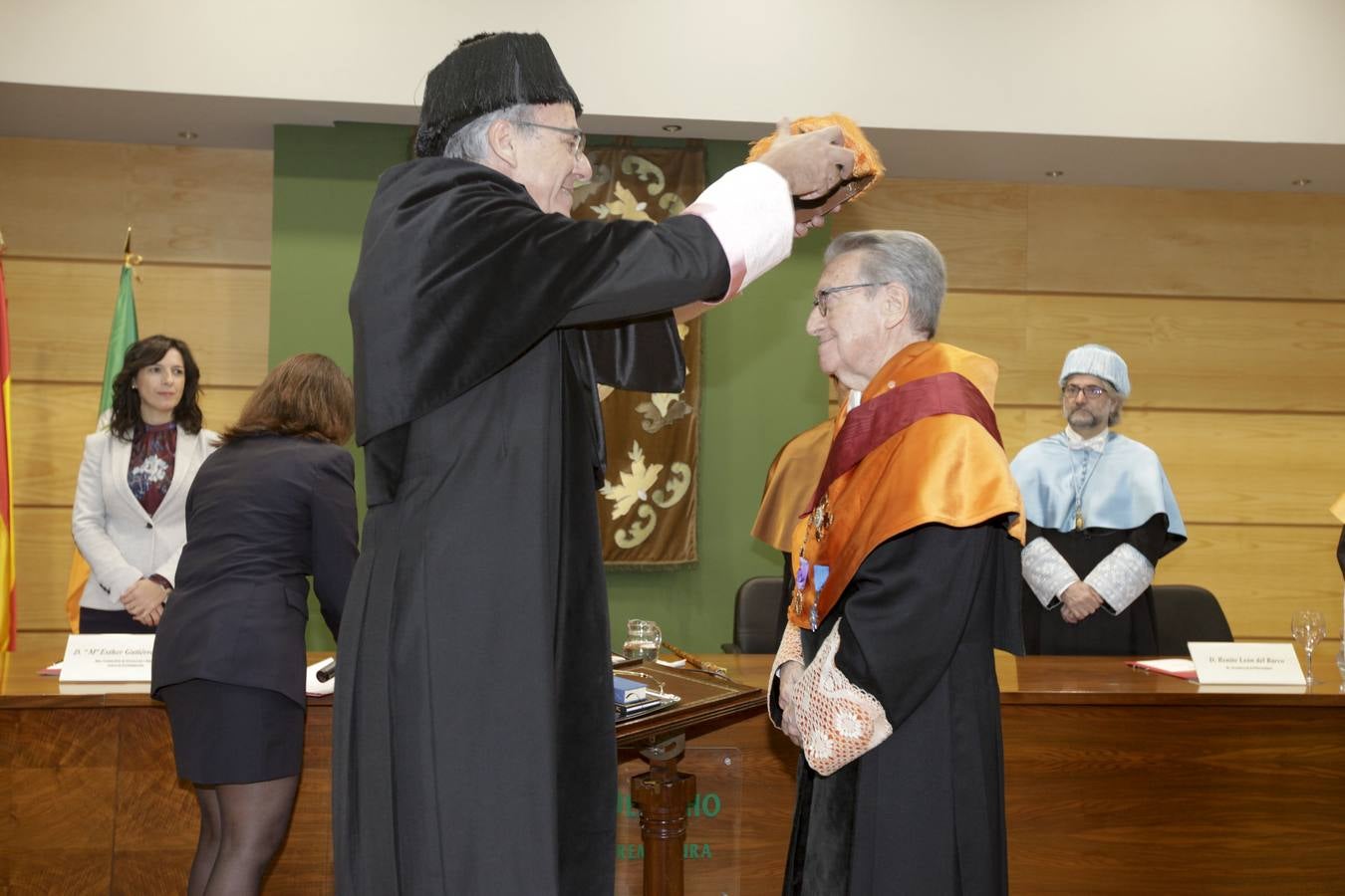 El Catedrático de Economía Financiera de la Universidad de Barcelona y, desde ayer lunes, investido como Doctor Honoris Causa de la Universidad de Extremadura