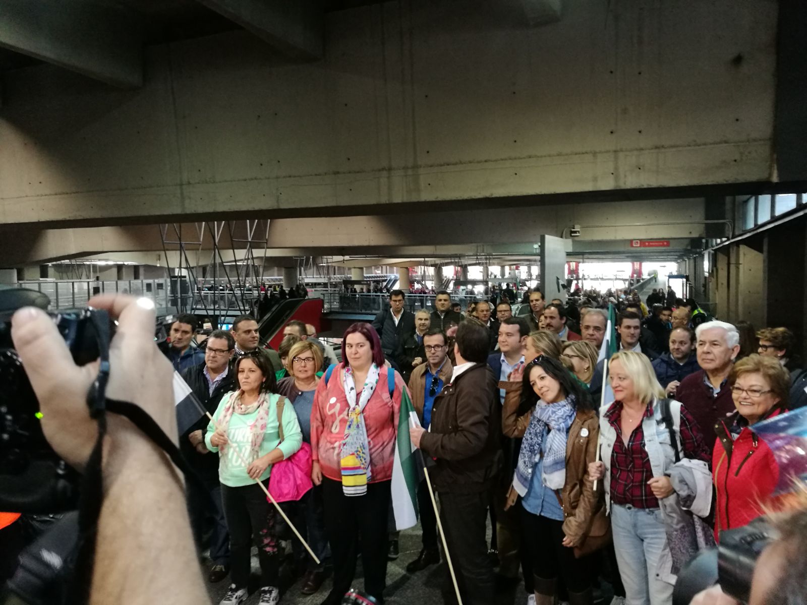 Llegada de la comitiva institucional a la estación de Atocha