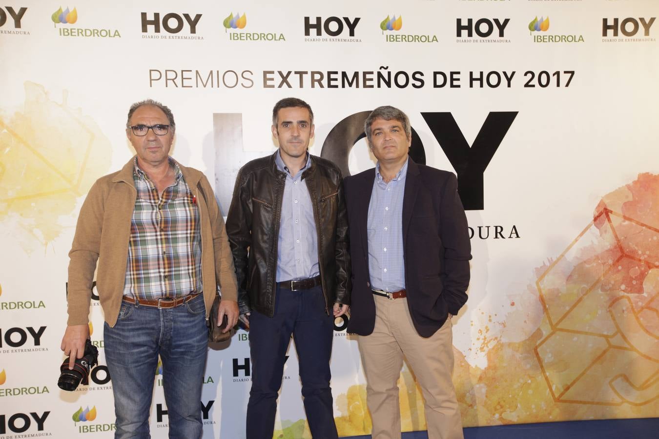Los invitados que asistieron a la gala de Extremeños de HOY, posaron en el photocall 
