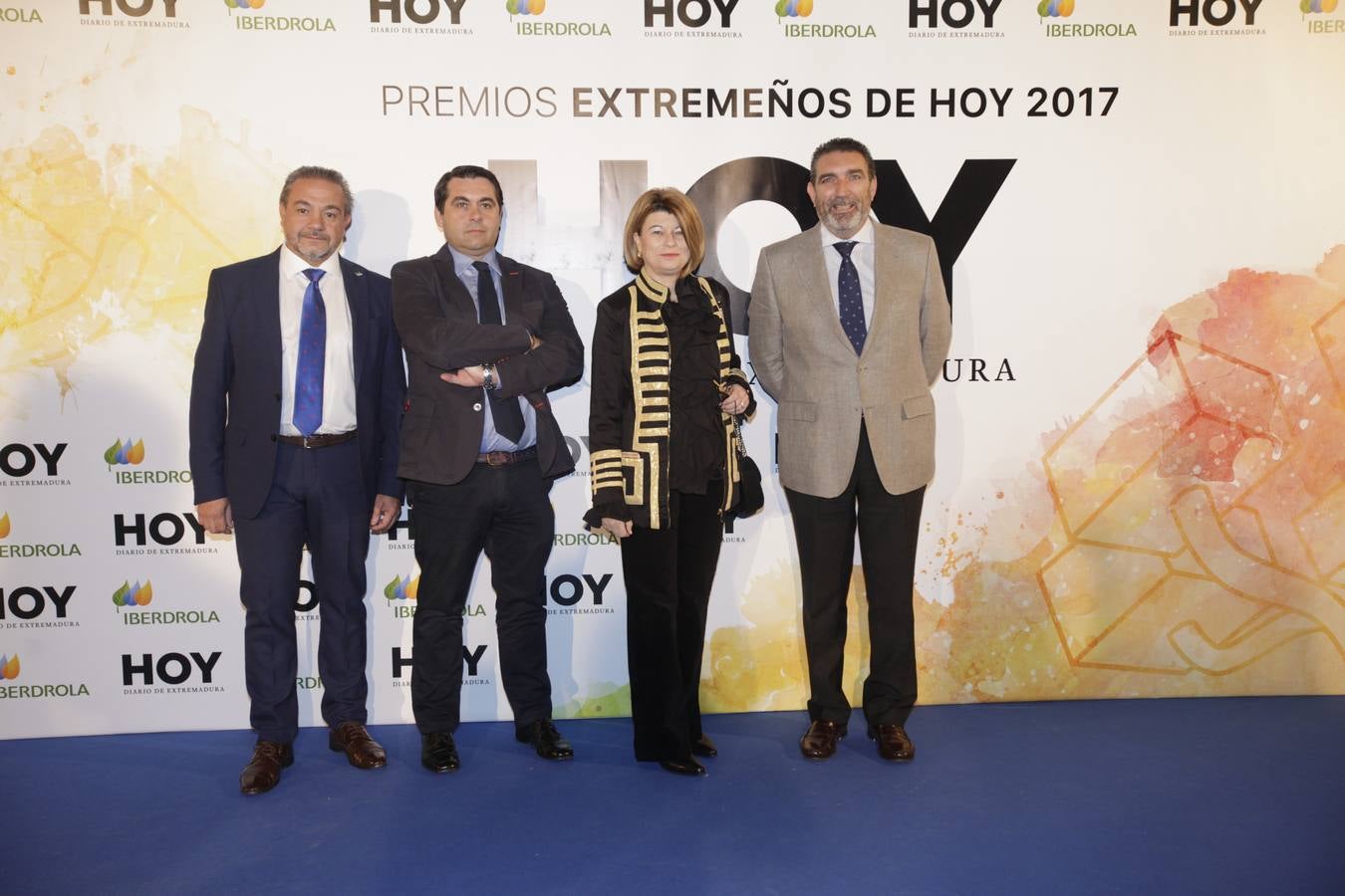 Los invitados que asistieron a la gala de Extremeños de HOY, posaron en el photocall 