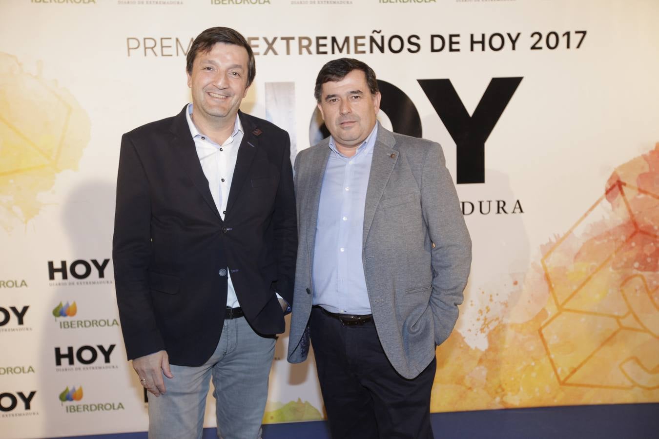 Los invitados que asistieron a la gala de Extremeños de HOY, posaron en el photocall 
