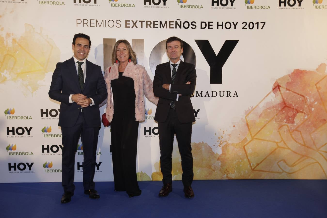 Los invitados que asistieron a la gala de Extremeños de HOY, posaron en el photocall 