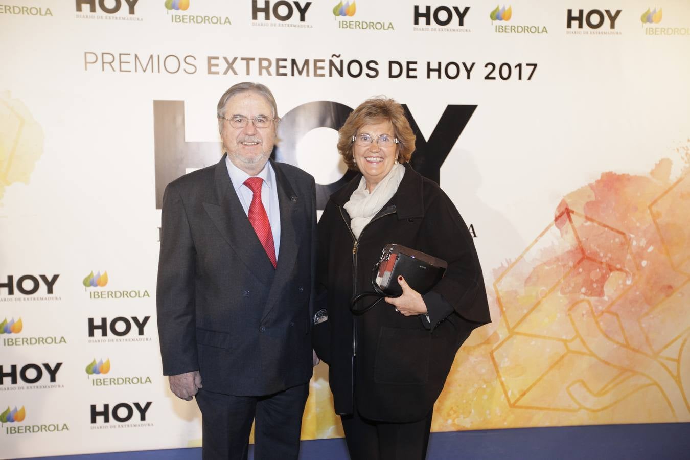 Los invitados que asistieron a la gala de Extremeños de HOY, posaron en el photocall 
