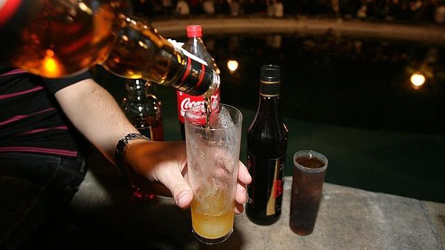 La Junta aprueba el proyecto de ley para prevenir el consumo de alcohol en menores
