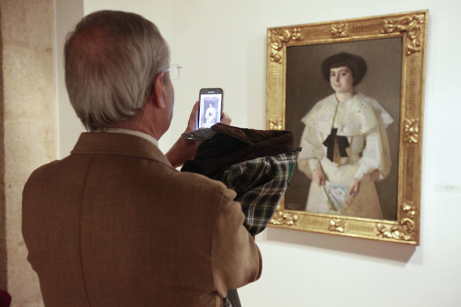 Pertenecen a la Fundación Caja Extremadura y se trata de obras de Bermudo, Sánchez-Varona o Hermoso, entre otros