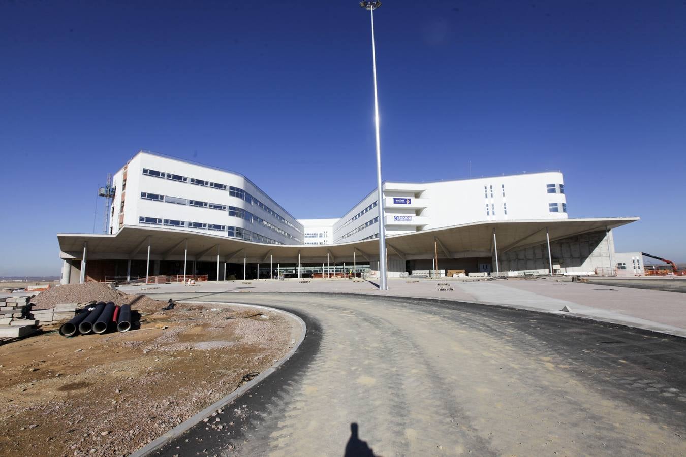 El nuevo hospital abrirá el próximo año y asumirá todas las operaciones quirúrgicas