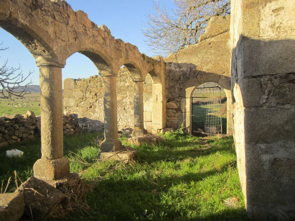 13- Iglesia de Zamarrillas antes del último destrozo por el abandono