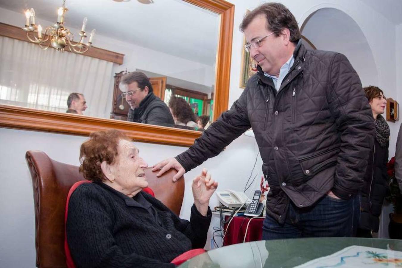 Carmen González Lobato, vecina de Valencia del Ventoso, celebra cien años con un homenaje