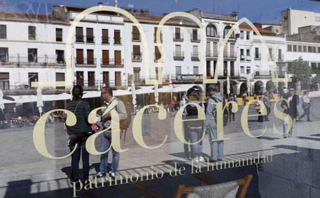 Turismo se propone alcanzar los 27.000 puestos de trabajo en 2018