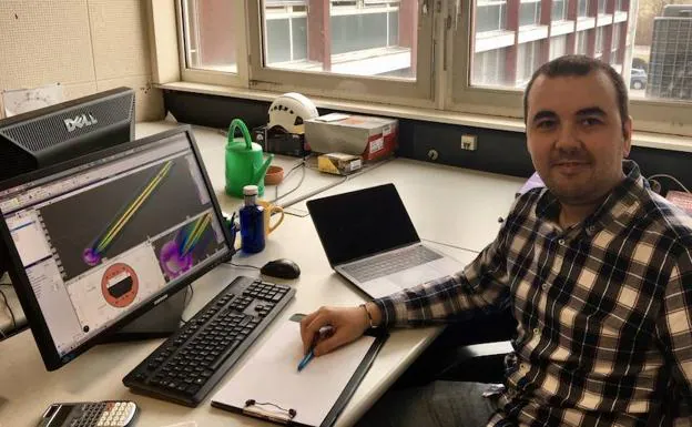 José Antonio Briz tiene 35 años, es de Calamonte y llegó al CERN con un programa temporal que comenzó en 2016 y finaliza en 2019. Realiza simulaciones en el departamento de Ingeniería para el acelerador de partículas.
