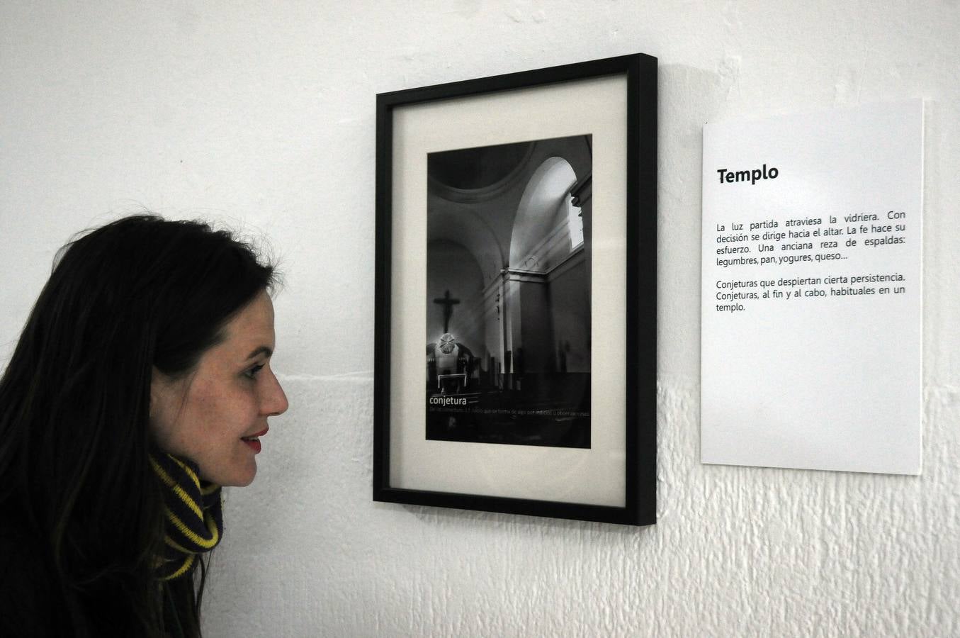 lL periodista Teresa Chaparro Yedro y el escritor Jaime Covarsí Carbonero presentan “Phantasmata”. Nos ofrece una construcción particular entre imagen y discurso. La fotografía se constituye en materia para el texto y se ofrece como una oportunidad ilimitada para la palabra. La exposición se puede visitar en La Escuela de Arte y Superior de Diseño de Mérida ESAD hasta ell 31 de enero