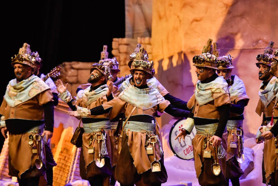 Marwan tiene una actuación correcta con buena música, grandes voces y momentos fuertes de repertorio, como sus pasodobles, pero no hay oro