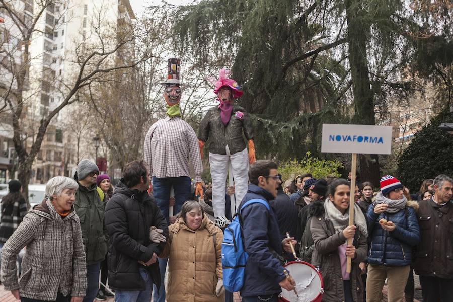 'Febrero' y 'Febrera' elaborados por el centro de Novaforma, a su paso por Cánovas