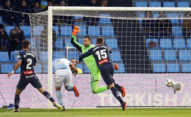 Un gol de Gerard Moreno evita la remontada del Celta en Balaídos