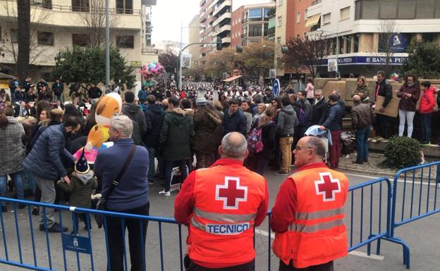 Los efectivos de Cruz Roja han atendido 78 personas durante el desfile