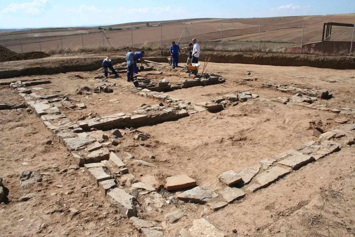 Imagen de archivo de los arqueólogos trabajando en la zona.
