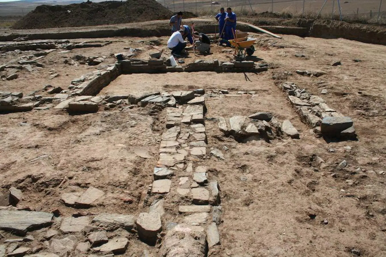 Imagen de archivo de los arqueólogos trabajando en la zona.