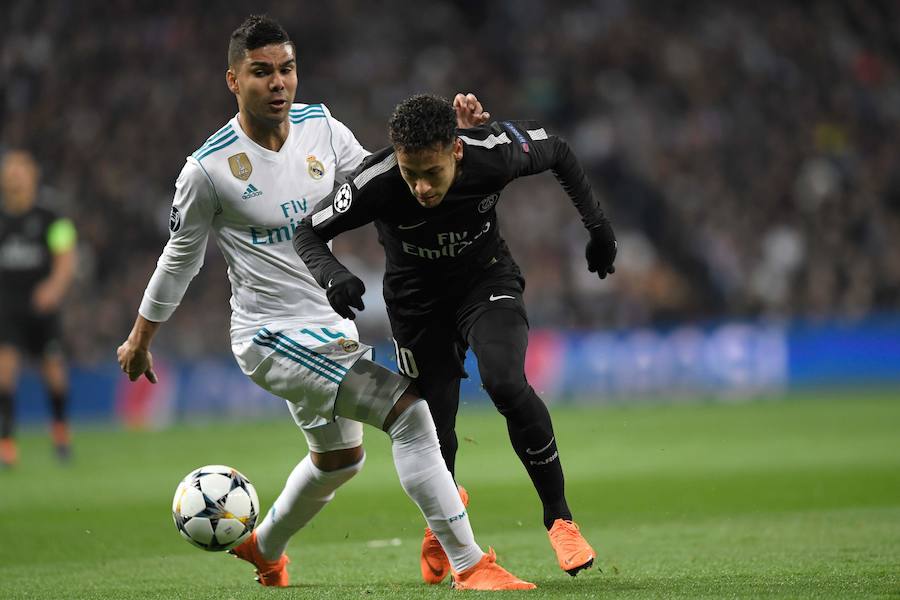 El Real Madrid deja contra las cuerdas al PSG tras una remontada heroica y otro doblete del portugués Cristiano Ronaldo (3-1).