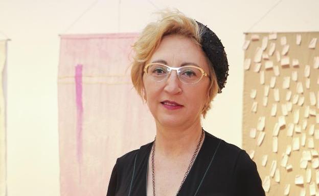 La pintora pacense Lourdes Murillo expone en Cáceres. :: a. méndez