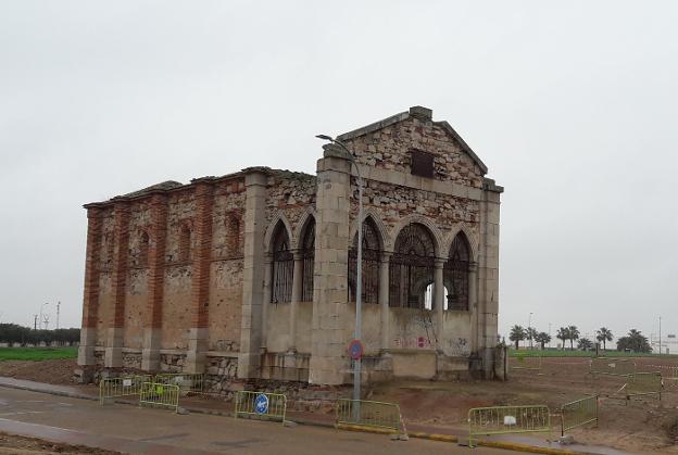 Capilla de Santa Isabel, que en la actualidad se encuentra en estado ruinoso. :: f. h.