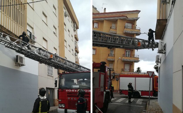 Retirada de una cornisa en Almendralejo. 