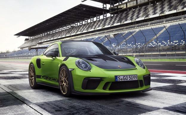 El Porsche 911 GT3 RS es casi un modelo de competición.