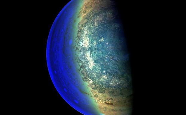 Formación de ciclones en el polo sur de Júpiter.