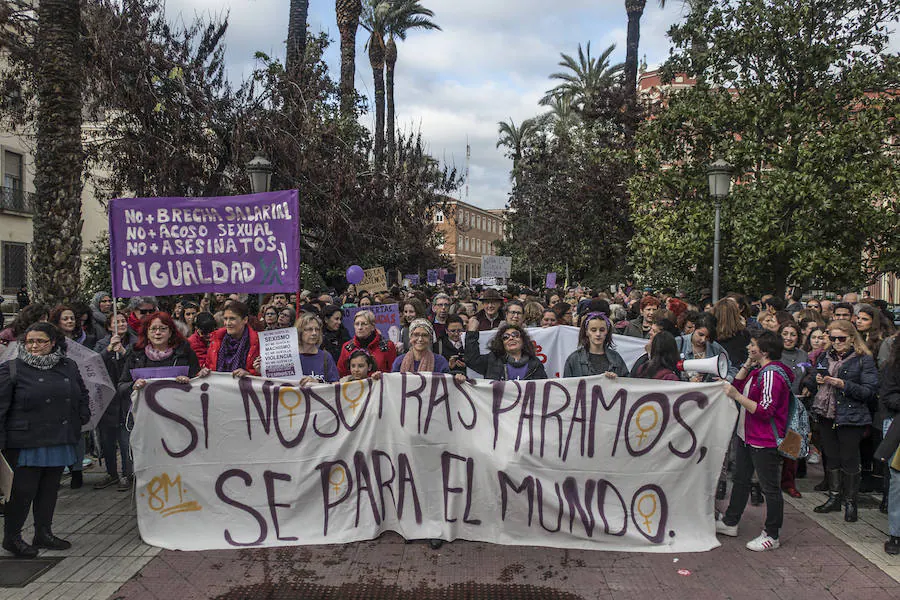 Manifestantes en Badajoz:: PAKOPÍ