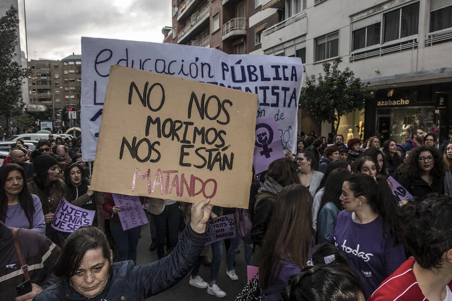 Manifestantes en Badajoz:: PAKOPÍ