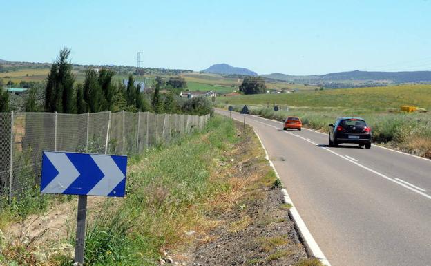 Carretera de Mérida a Don Álvaro:: HOY