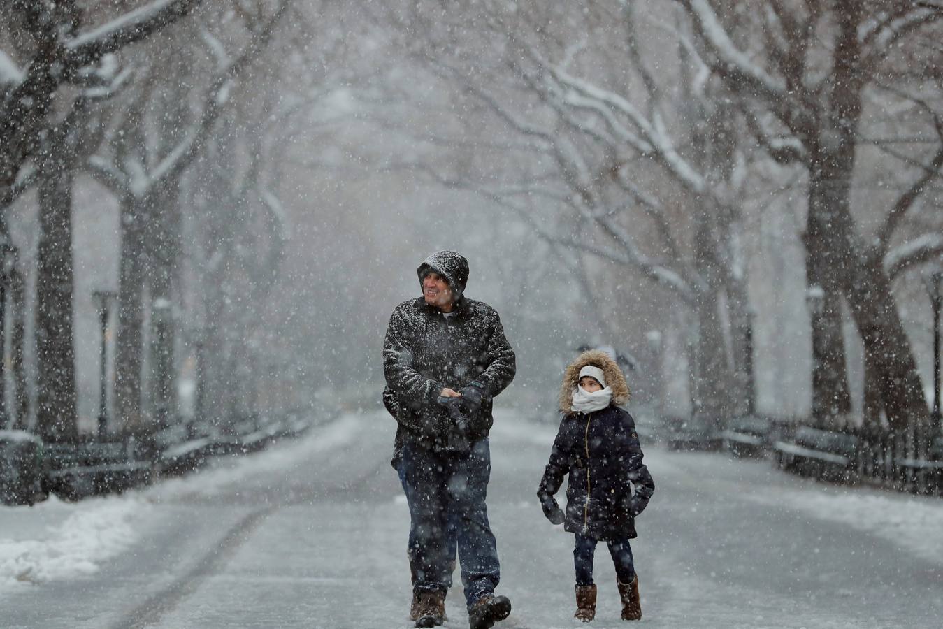 Central Park durante una tormenta de nieve en Nueva York, EE.UU