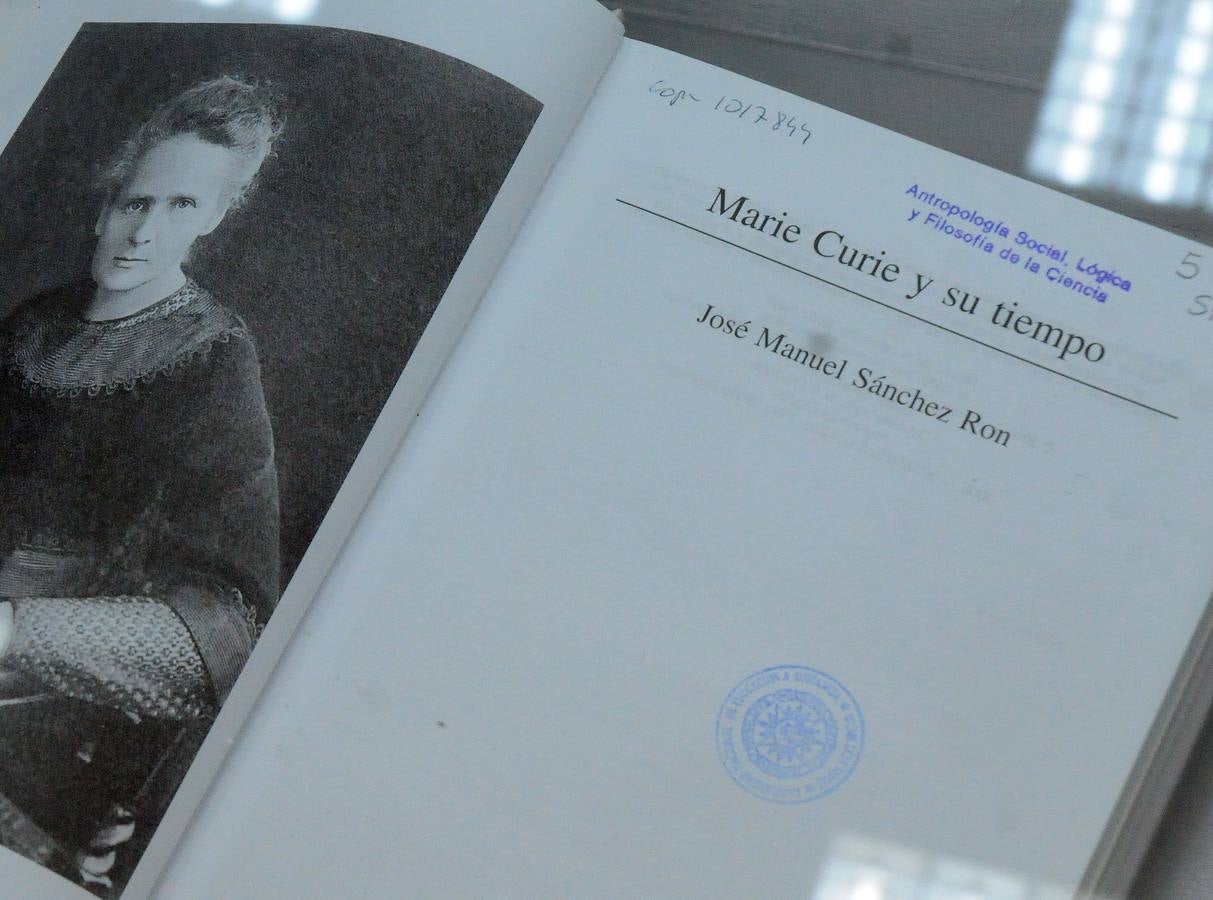 El objetivo de la exposición es mostrar las trabas, barreras y prejuicios con las que tuvieron que luchar para lograr hacer ciencia. Se trata de recuperar figuras, a menudo olvidadas o injustamente silenciadas. Se podrá visitar en la Biblioteca de la UNED de Mérida del 8 de marzo al 13 de abril.