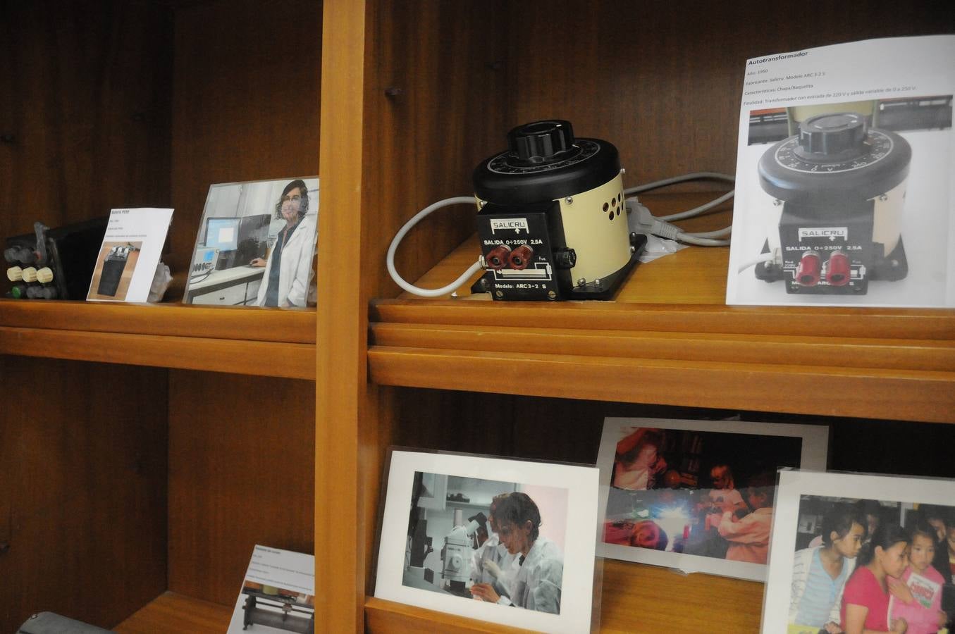 El objetivo de la exposición es mostrar las trabas, barreras y prejuicios con las que tuvieron que luchar para lograr hacer ciencia. Se trata de recuperar figuras, a menudo olvidadas o injustamente silenciadas. Se podrá visitar en la Biblioteca de la UNED de Mérida del 8 de marzo al 13 de abril.