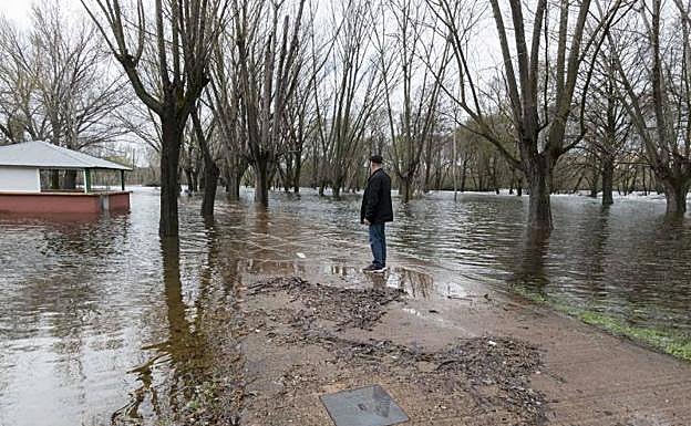 El río Jerte se desborda en Plasencia