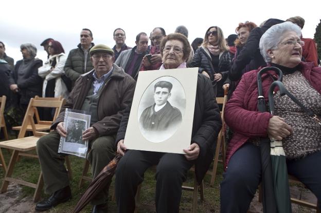 Homenaje en la cárcel vieja a las víctimas del franquismo 