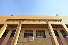 Fachada de la prisión de Badajoz:: HOY