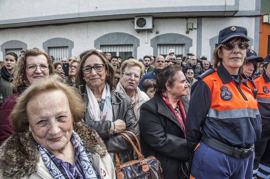 El Domingo de Ramos, un año más, contó con miles de pacenses en la calle y fue una de las procesiones más familiares