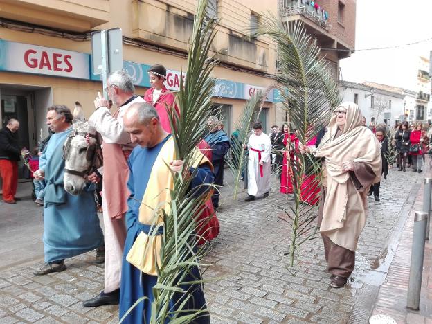 La borriquita procesionó por el centro. :: g. c.