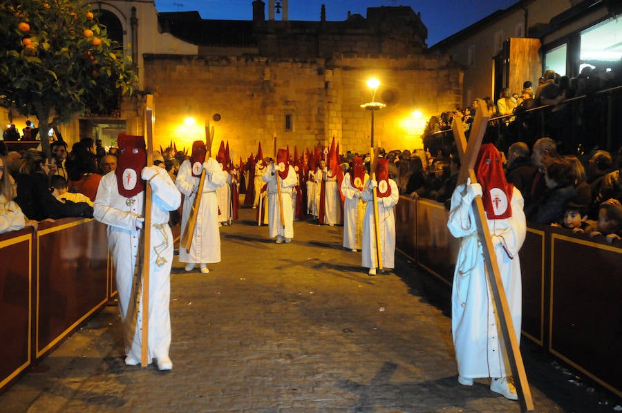 Fotos: Procesión del Lunes Santo en Mérida