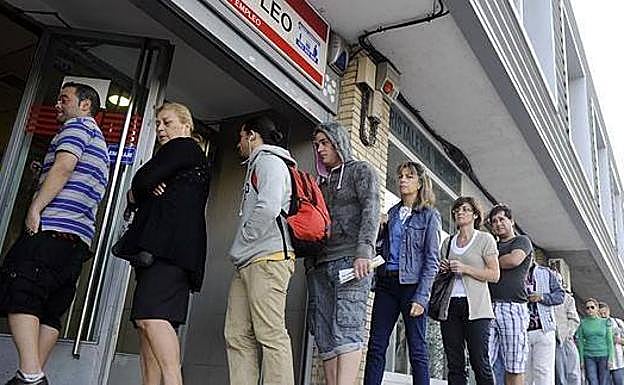 La Semana Santa impulsa el empleo y se superan los 18,5 millones de afiliados por primera vez desde 2008