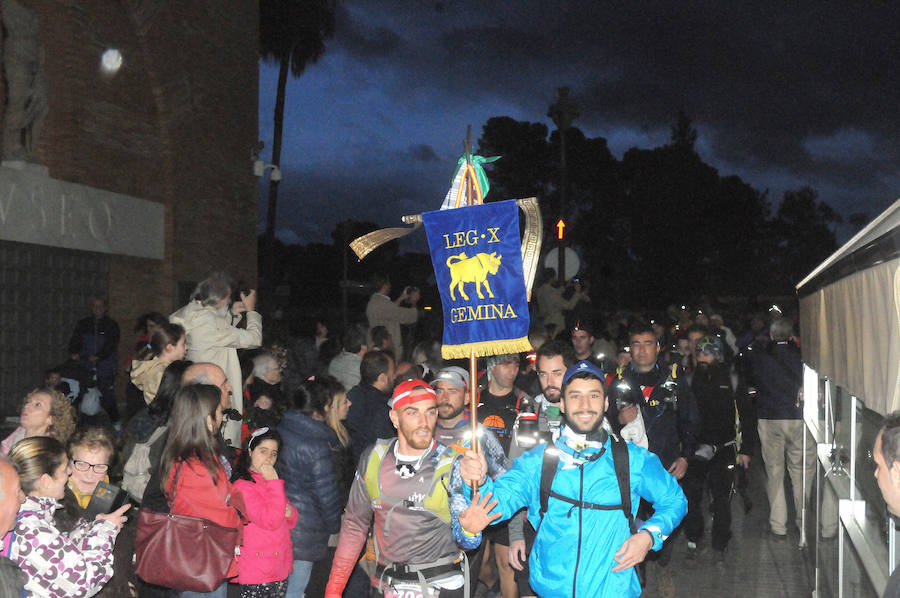 Fotos: Las millas romanas congregan a casi 1.000 personas