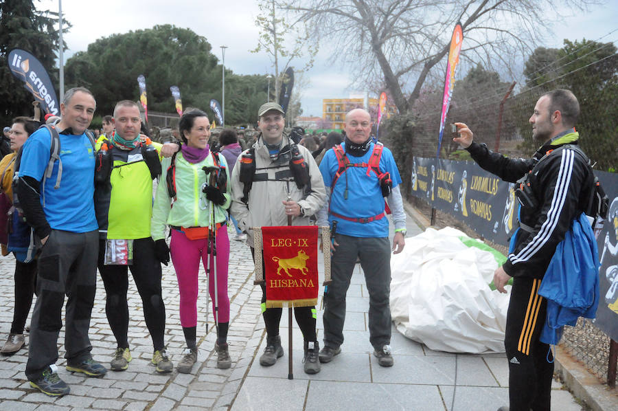 Fotos: Las millas romanas congregan a casi 1.000 personas