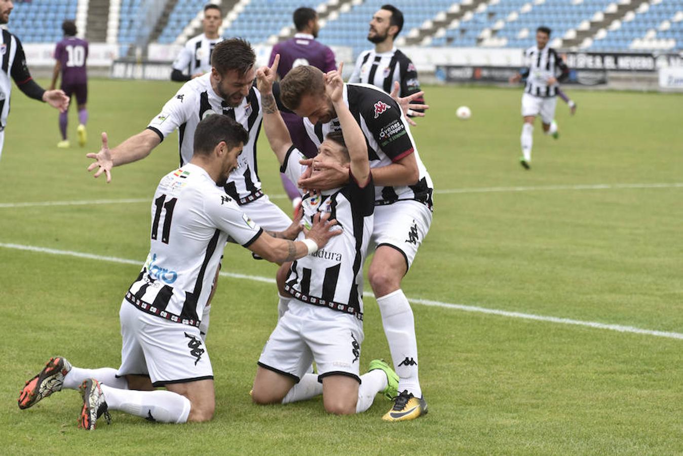 Fotos: Badajoz-Jumilla, en imágenes