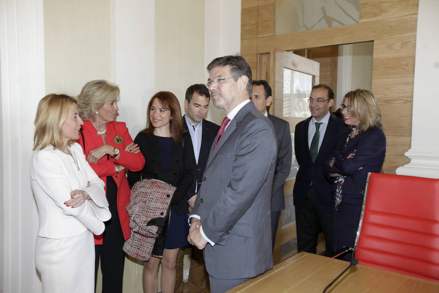 Rafael Catalá ha impuesto las medallas de San Raimundo de Peñafort a diversas personalidades