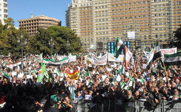 Manifestación por un tren digno el pasado 18 de marzo, en Madrid