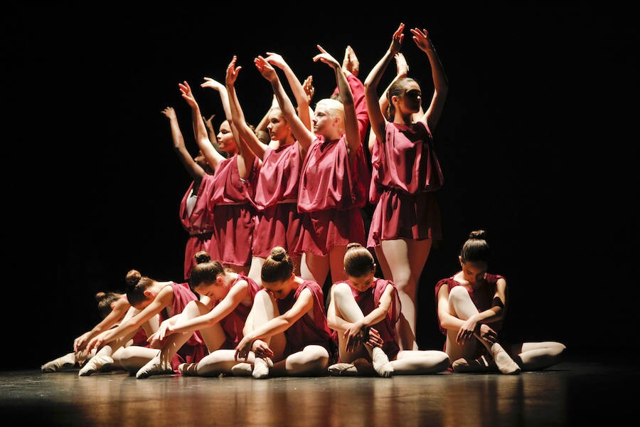 Celebración del Día de la Danza en el Gran Teatro de Cáceres:: ARMANDO